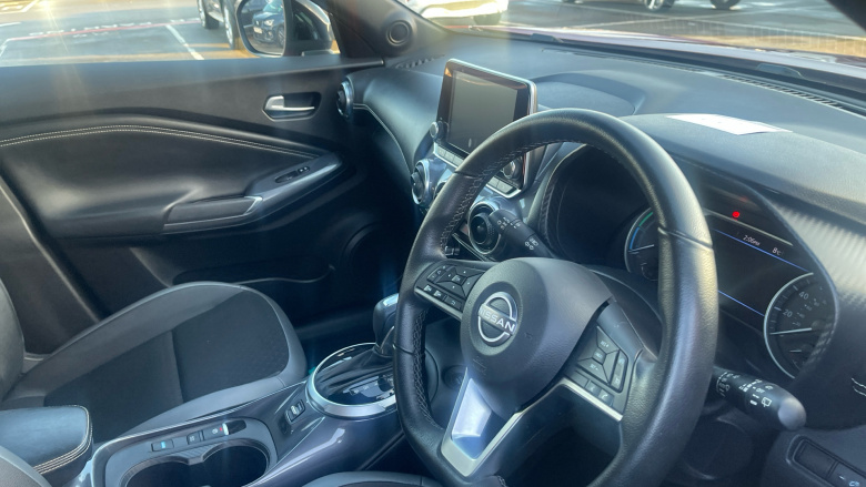 Nissan Juke 1.6 Hybrid N-Connecta 5dr Auto Hybrid Hatchback